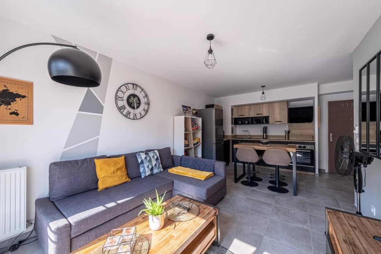 F2 Cozy Pour 4 Proche Disneyland - Fairytale Factory Villeneuve-Saint-Denis Esterno foto